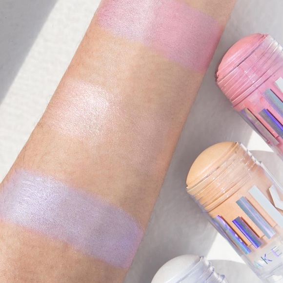 Milk highlighter in Mars New In Box full size 1oz - Picture 4 of 5